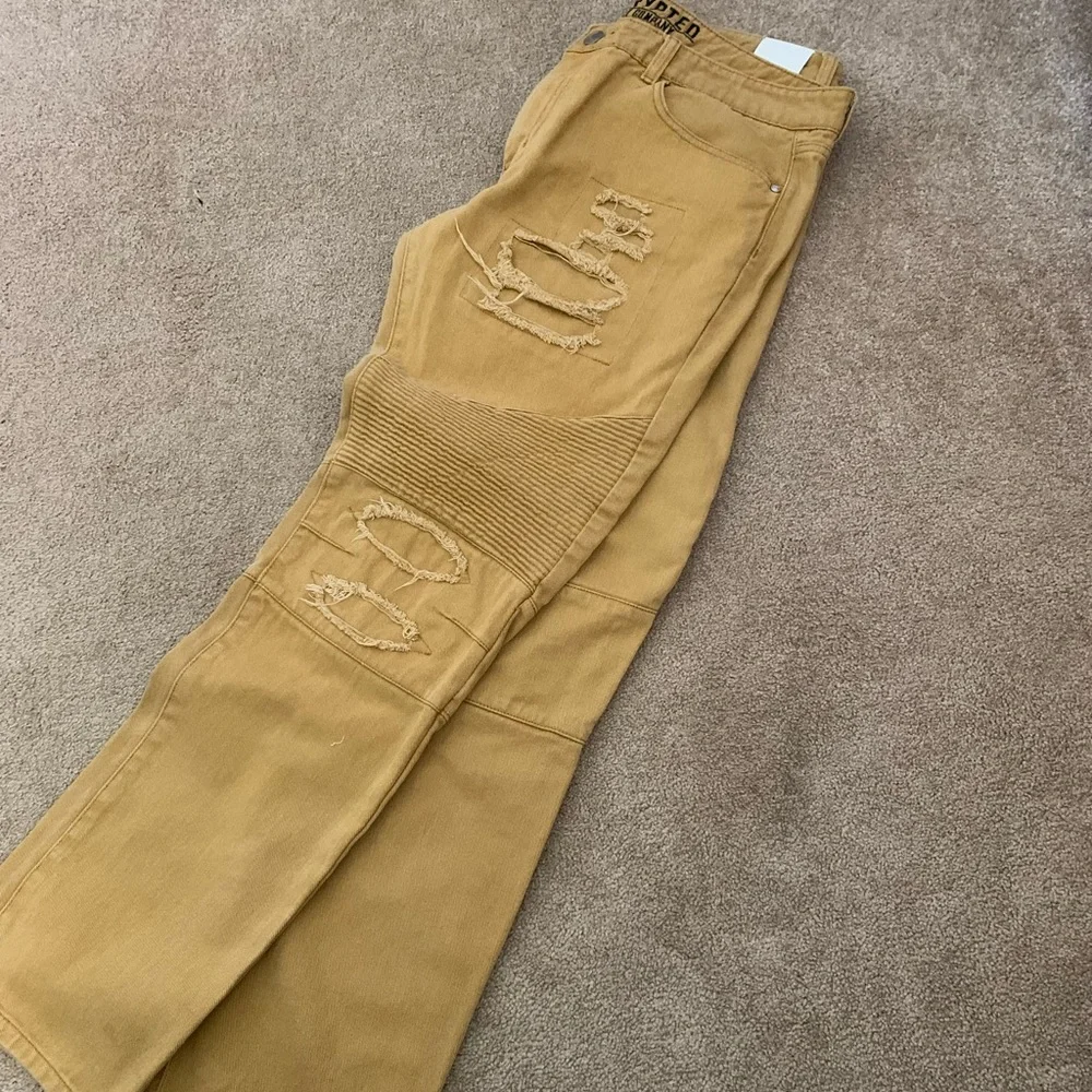 Encrypted Distressed Mustard Yellow Jeans - Picture 3 of 4
